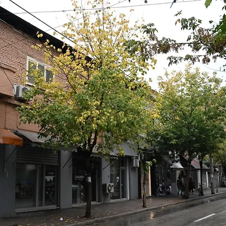 Rent 1 公寓 地拉那