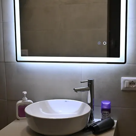 公寓 Rent 1 地拉那